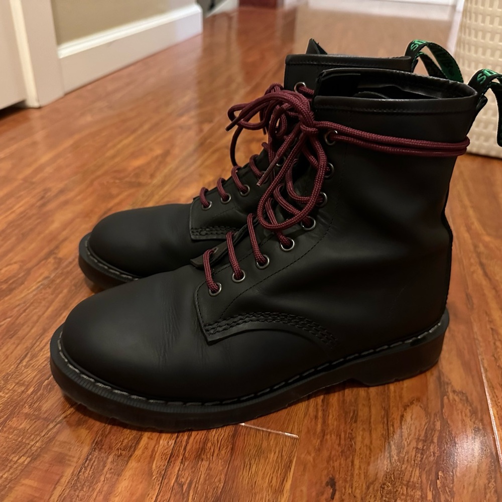 Solovair NPS Black Greasy 8 Eye Derby Boot AKA ‘ORIGINAL’ DR. MARTENS